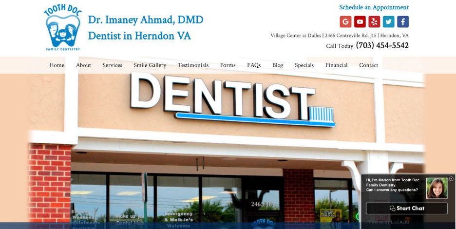 dental marketing - example of live chat bot on dentist website