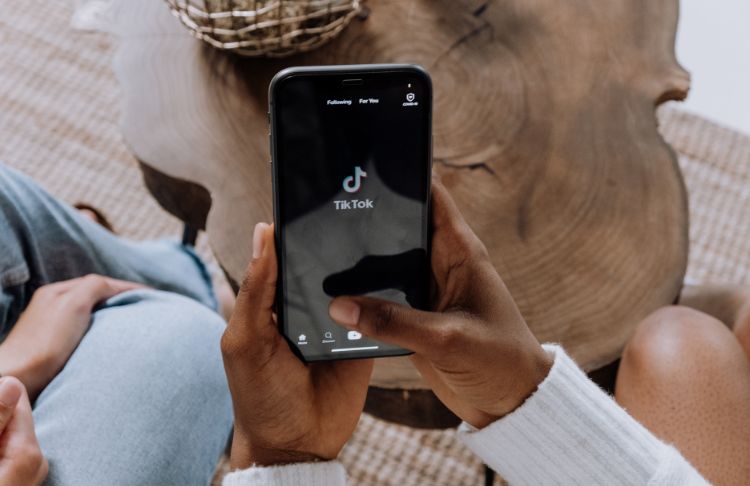 5 Effective & Engaging TikTok Ad Examples (+Why They Work)