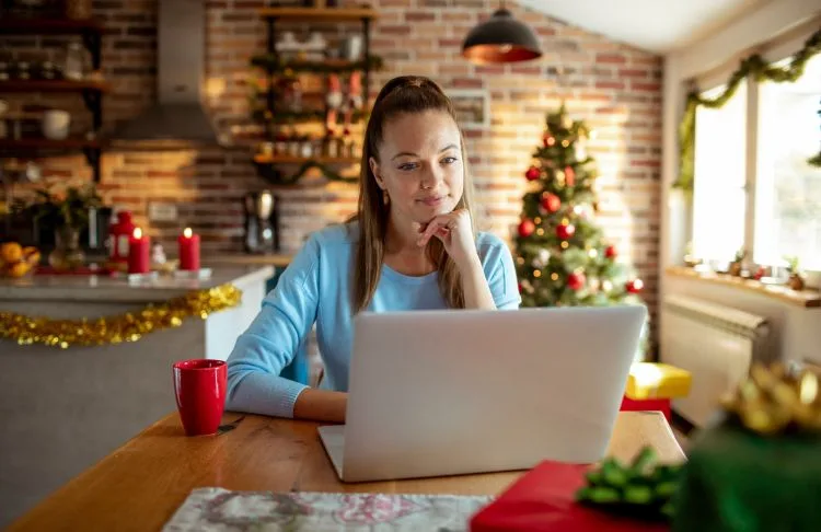Unbox the Best Holiday Marketing Strategy Ever (+Free Template!)