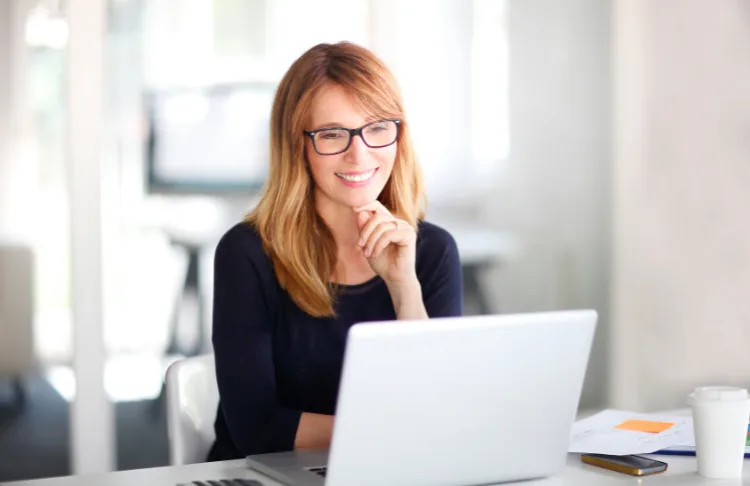 How to Build a Multichannel Marketing Strategy (+Examples)